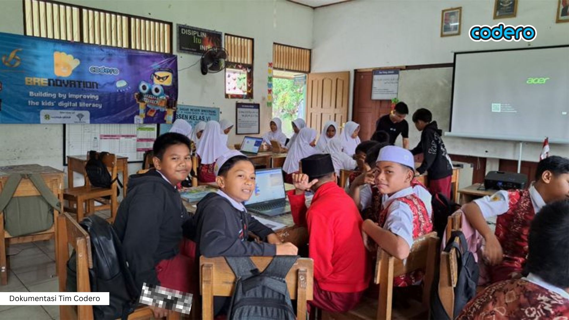 Why Is Technology-Driven CSR Key to Bridging the Digital Literacy Gap?