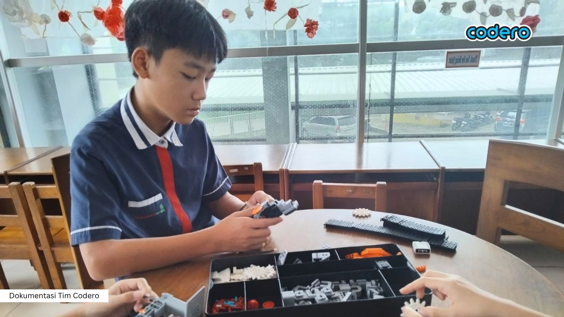 Is Your Child with ADHD Having Trouble Focusing? Robotics Could Be a Fun and Calming Solution