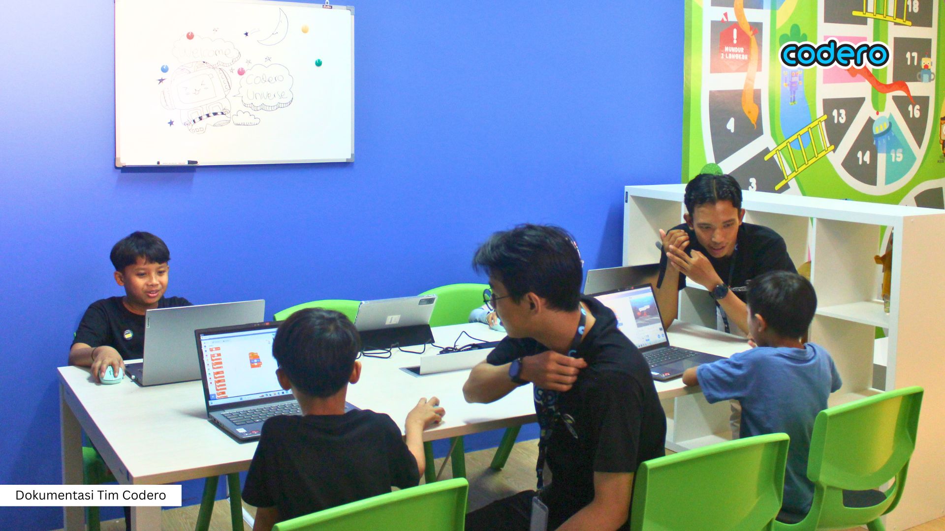 Peluang Bisnis Tahan Resesi 2026: Mengapa Sektor Edukasi Teknologi Jadi Pilihan Aman?