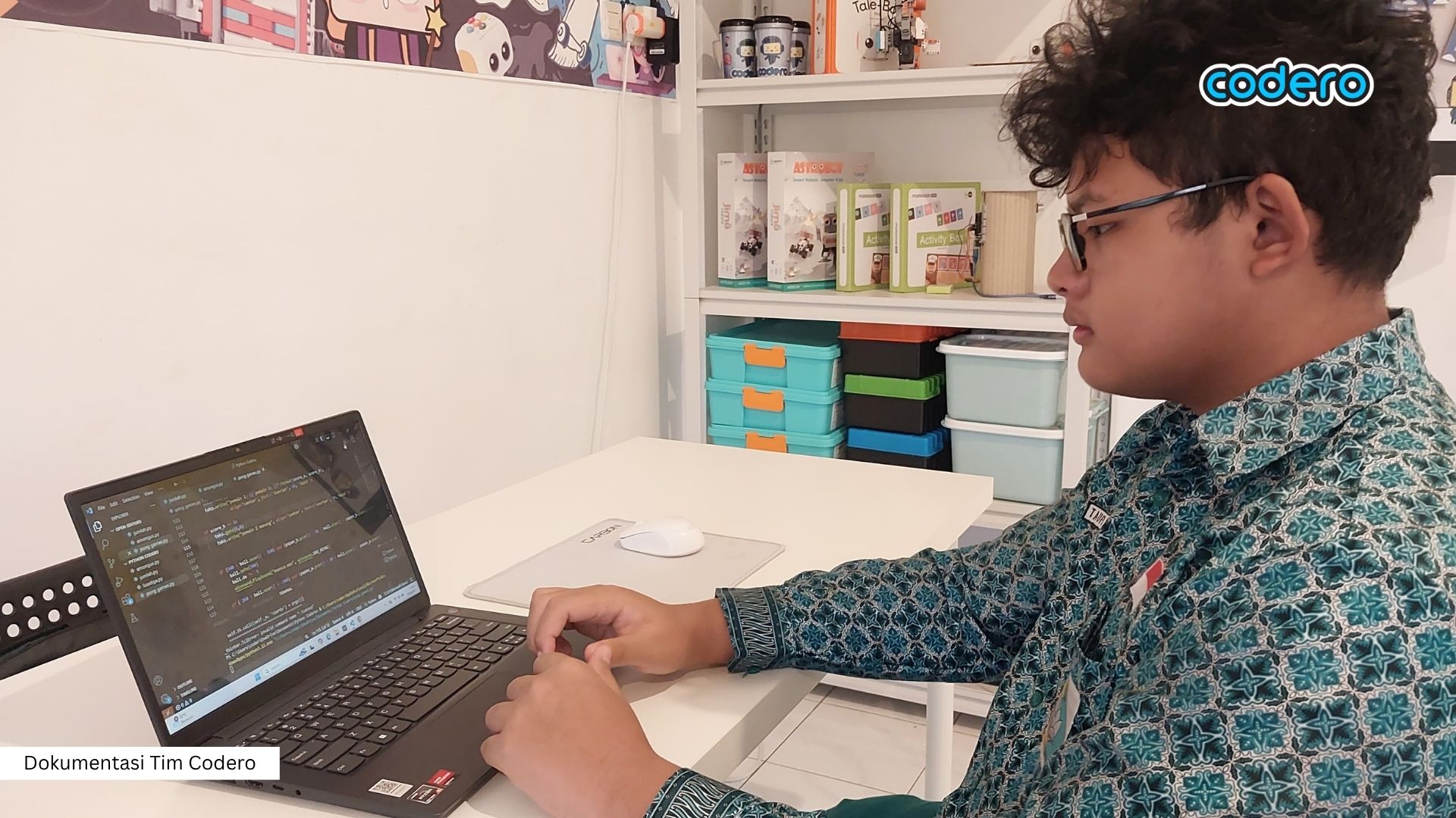 Paspor Masa Depan: 7 Bahasa Coding Populer 2026 & Cara Memulai Langkah Inovator bagi Si Kecil