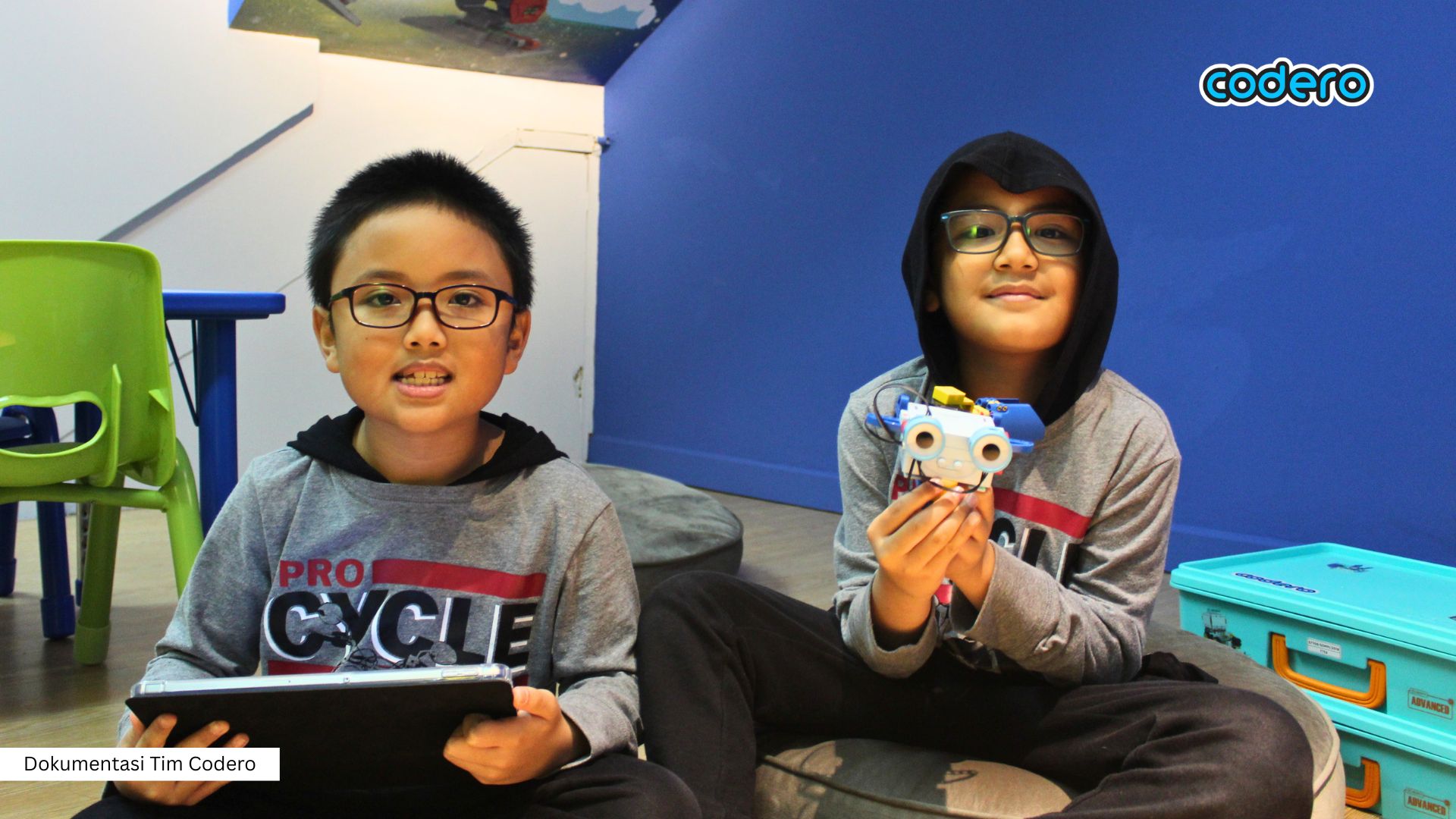 The Secret Behind Why Kids Have a Hard Time Saying “Enough” When Playing with Gadgets