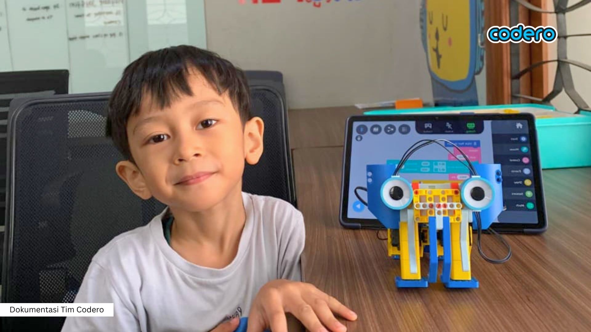 7 Langkah Sederhana Menjaga Binar Kreativitas Anak Agar Tetap Menyala di Era Digital
